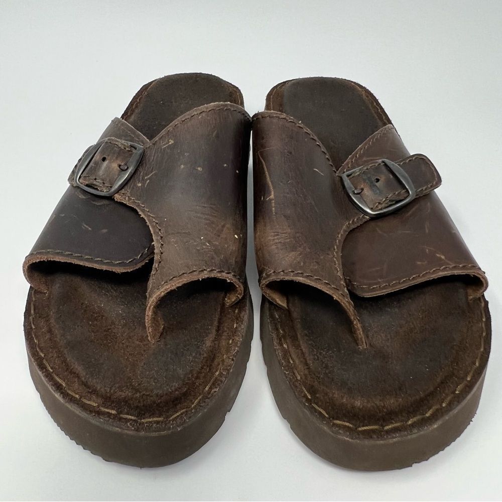 Platform Toe-loop Sandals - Picture 2 of 7